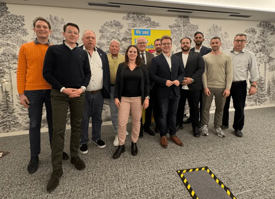 Der Kreisvorstand des FDP-Kreisverbands Böblingen nach der Kreismitgliederversammlung im Dezember 2025